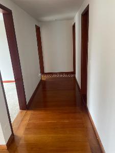 Apartamento en venta en Chico Navarra, Bogotá · foto 4 de 17