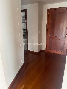 Apartamento en venta en Chico Navarra, Bogotá · foto 7 de 17