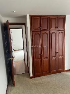 Apartamento en venta en Chico Navarra, Bogotá · foto 8 de 17