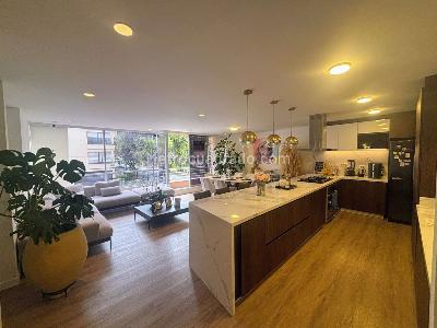 Apartamento en venta en Chico Navarra, Bogotá · foto 3 de 17
