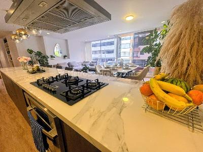 Apartamento en venta en Chico Navarra, Bogotá · foto 6 de 17
