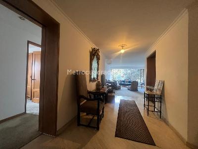 Apartamento de 3 alcobas en venta en El Nogal, Bogotá, 245 m² · foto 9 de 15