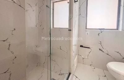 Apartamento de 3 alcobas en venta en Chico, Bogotá, 199 m² · foto 10 de 11