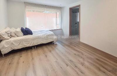 Apartamento de 3 alcobas en venta en Chico, Bogotá, 199 m² · foto 7 de 11