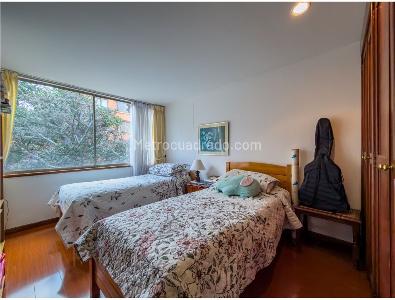 Apartamento de 3 alcobas en venta en Chico Reservado, Bogotá, 129 m² · foto 12 de 18