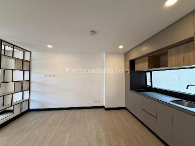 Apartamento en venta en Santa Barbara, Bogotá · foto 2 de 14