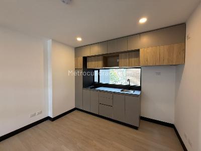 Apartamento en venta en Santa Barbara, Bogotá · foto 3 de 14