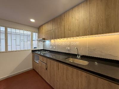 Casa de 4 alcobas en venta en El Polo, Bogotá, 206 m² · foto 6 de 9