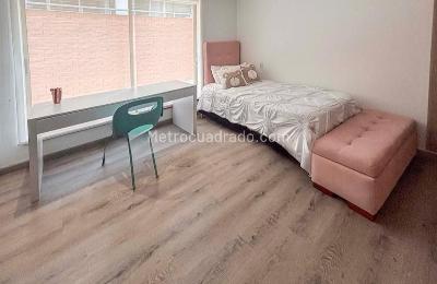 Apartamento de 3 alcobas en venta en La Cabrera, Bogotá, 200 m² · foto 9 de 13