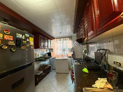 Apartamento de 3 alcobas en venta en San Patricio, Bogotá, 127 m² · foto 8 de 12