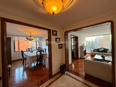 Apartamento de 3 alcobas en venta en San Patricio, Bogotá, 127 m² · foto 2 de 12
