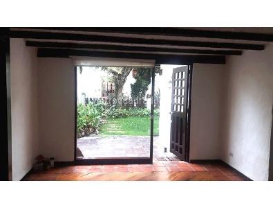 Casa en venta en Calatrava, Bogotá · foto 3 de 13