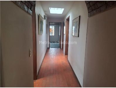 Casa de 3 alcobas en venta en Alhambra, Bogotá, 250 m² · foto 4 de 17