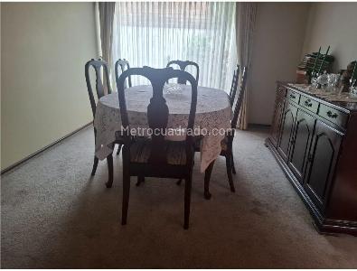 Casa de 3 alcobas en venta en Alhambra, Bogotá, 250 m² · foto 13 de 17