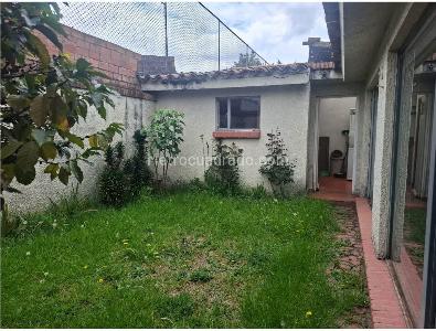 Casa de 3 alcobas en venta en Alhambra, Bogotá, 250 m² · foto 17 de 17