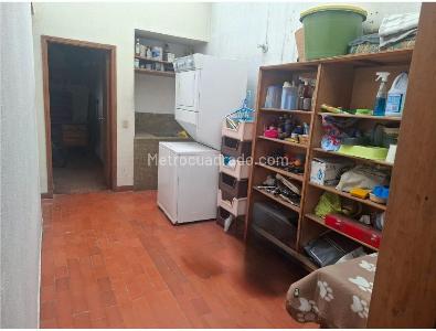 Casa de 3 alcobas en venta en Alhambra, Bogotá, 250 m² · foto 15 de 17