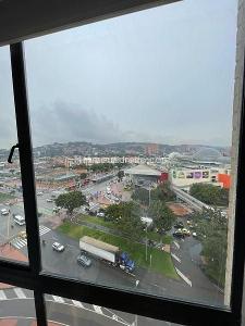 Apartamento de 1 alcoba en venta en Niza, Bogotá, 37 m² · foto 2 de 15