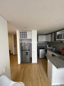 Apartamento de 1 alcoba en venta en Niza, Bogotá, 37 m² · foto 8 de 15