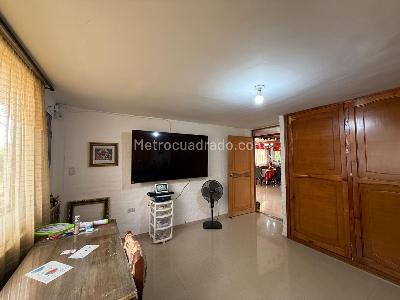 Casa de 3 alcobas en venta en Calima, Cali, 223 m² · foto 13 de 18