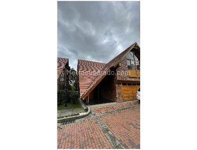 Casa de 5 alcobas en venta en Camino De Suba, Bogotá, 380 m² · foto 11 de 20