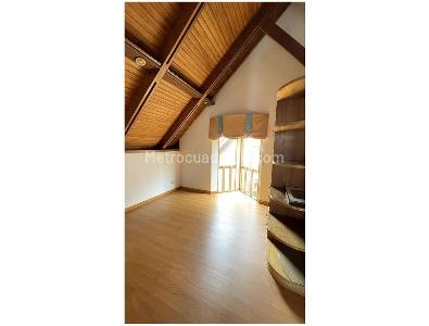 Casa de 5 alcobas en venta en Camino De Suba, Bogotá, 380 m² · foto 13 de 20