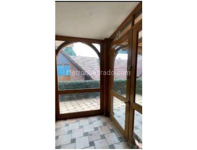 Casa de 5 alcobas en venta en Camino De Suba, Bogotá, 380 m² · foto 17 de 20