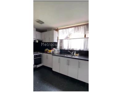 Casa de 5 alcobas en venta en Camino De Suba, Bogotá, 380 m² · foto 18 de 20
