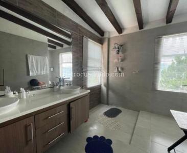 Casa de 5 alcobas en venta en Norteamerica, Bello, 480 m² · foto 17 de 19