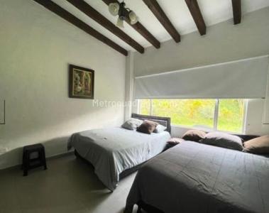 Casa de 5 alcobas en venta en Norteamerica, Bello, 480 m² · foto 18 de 19