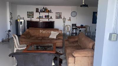 Casa de 5 alcobas en venta en Norteamerica, Bello, 480 m² · foto 8 de 19