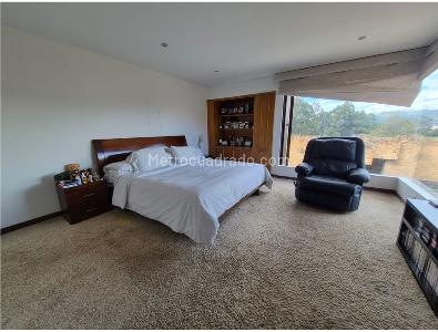 Casa de 3 alcobas en venta en Suba, Bogotá, 356 m² · foto 3 de 20