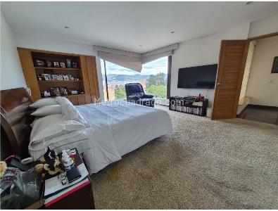 Casa de 3 alcobas en venta en Suba, Bogotá, 356 m² · foto 4 de 20