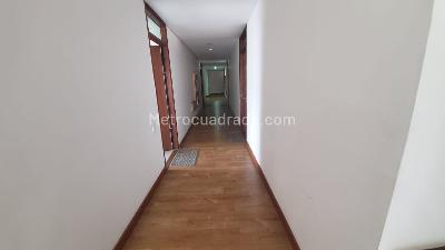 Apartamento de 1 alcoba en venta en Javeriana, Bogotá, 40 m² · foto 12 de 17