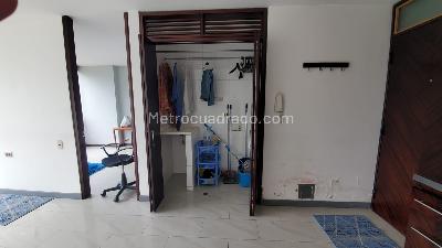 Apartamento de 1 alcoba en venta en Javeriana, Bogotá, 40 m² · foto 4 de 17