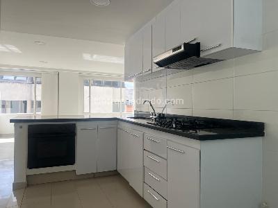 Apartamento de 2 alcobas en venta en Usaquen, Bogotá, 89 m² · foto 9 de 13