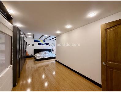 Apartamento en venta en Rosales Alto, Bogotá · foto 2 de 16