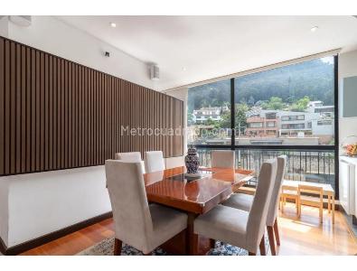 Apartamento de 3 alcobas en venta en El Refugio, Bogotá, 129 m² · foto 12 de 16