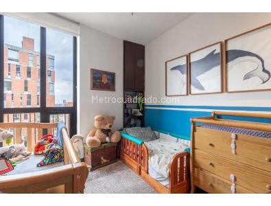 Apartamento de 3 alcobas en venta en El Refugio, Bogotá, 129 m² · foto 4 de 16