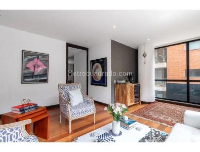 Apartamento de 3 alcobas en venta en El Refugio, Bogotá, 129 m² · foto 6 de 16