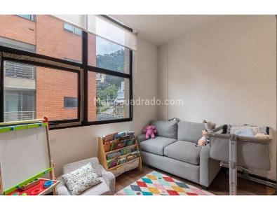 Apartamento de 3 alcobas en venta en El Refugio, Bogotá, 129 m² · foto 8 de 16