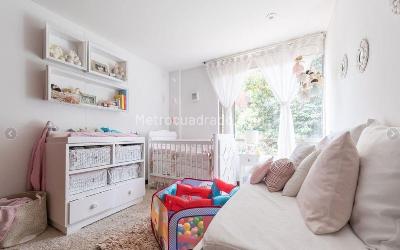 Apartamento de 3 alcobas en venta en Lindaraja, Bogotá, 185 m² · foto 5 de 16