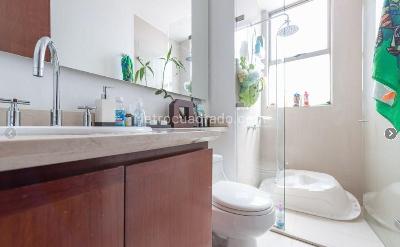 Apartamento de 3 alcobas en venta en Lindaraja, Bogotá, 185 m² · foto 14 de 16