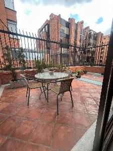 Apartamento de 3 alcobas en venta en La Carolina, Bogotá, 150 m² · foto 13 de 14
