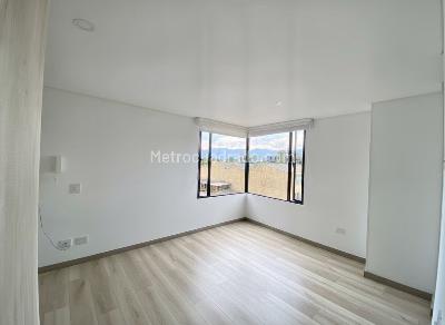 Apartamento de 2 alcobas en venta en Salitre, Bogotá, 66 m² · foto 4 de 13