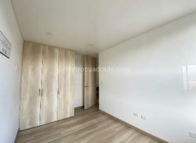 Apartamento de 2 alcobas en venta en Salitre, Bogotá, 66 m² · foto 7 de 13