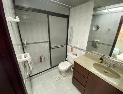 Apartamento en venta en Parkway, Bogotá · foto 8 de 15