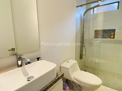 Casa de 4 alcobas en venta en Sauces De Canelon, Cajicá, 286 m² · foto 13 de 20