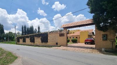 Casa de 3 alcobas en venta en Vereda Fonqueta, Chía, 340 m² · foto 16 de 19