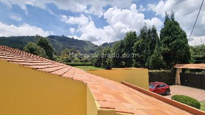 Casa de 3 alcobas en venta en Vereda Fonqueta, Chía, 340 m² · foto 3 de 19