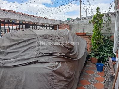 Casa en venta en El Encanto Normandia, Bogotá · foto 11 de 18